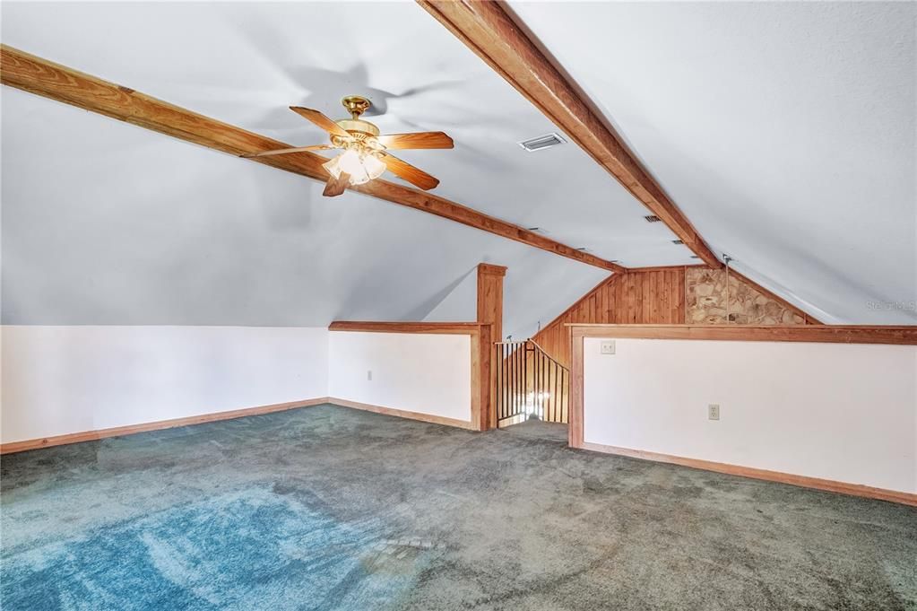 For Sale: $425,000 (2 beds, 1 baths, 1616 Square Feet)