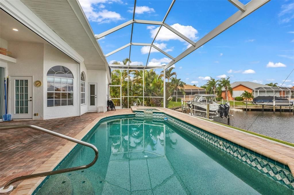 En Venta: $625,000 (3 camas, 2 baños, 2184 Pies cuadrados)