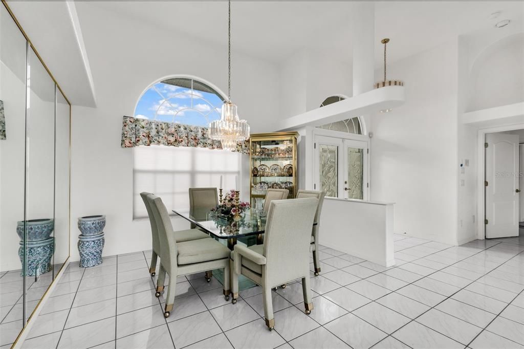 En Venta: $625,000 (3 camas, 2 baños, 2184 Pies cuadrados)