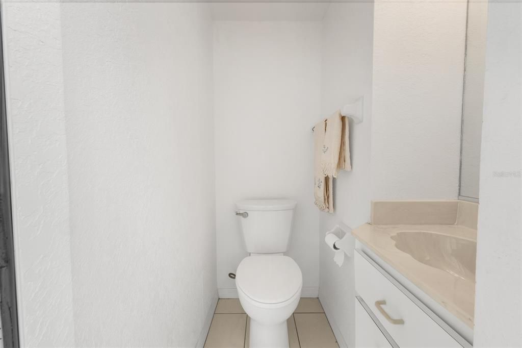 En Venta: $625,000 (3 camas, 2 baños, 2184 Pies cuadrados)