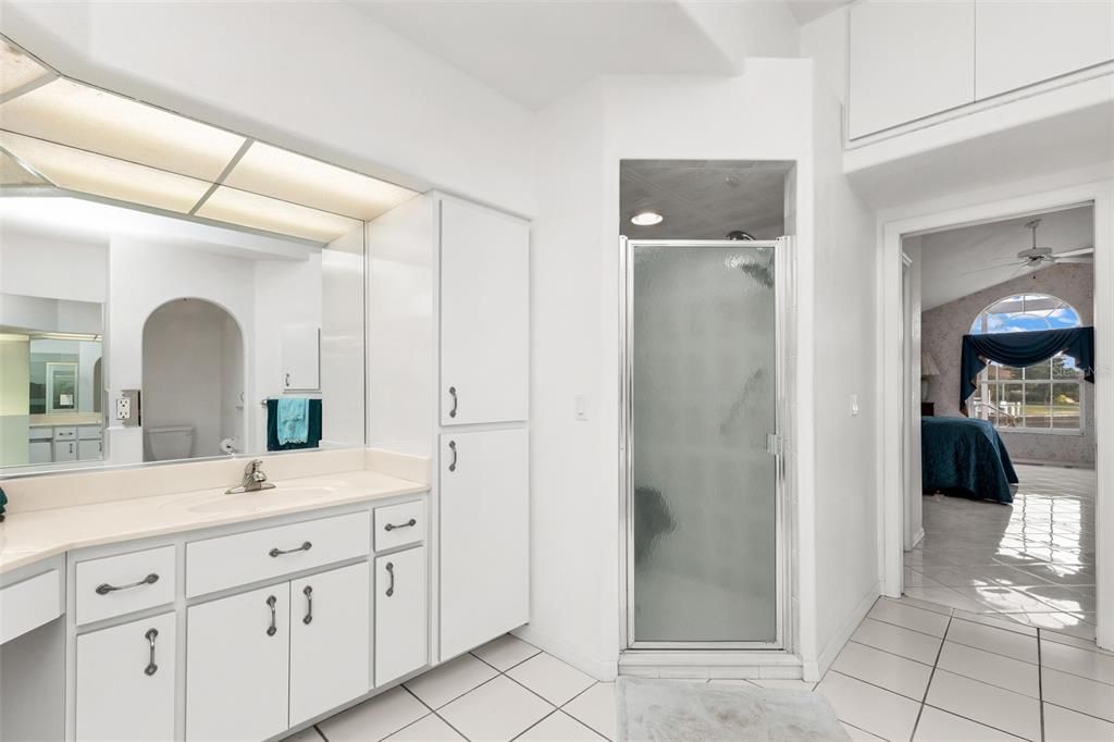 En Venta: $625,000 (3 camas, 2 baños, 2184 Pies cuadrados)