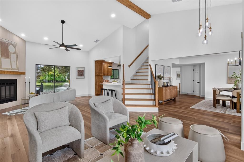 : $599,900 (4 camas, 2 baños, 2149 Pies cuadrados)