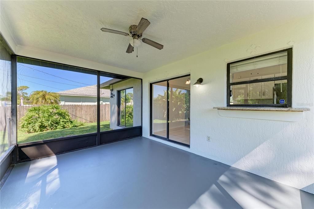 En Venta: $275,000 (2 camas, 2 baños, 948 Pies cuadrados)