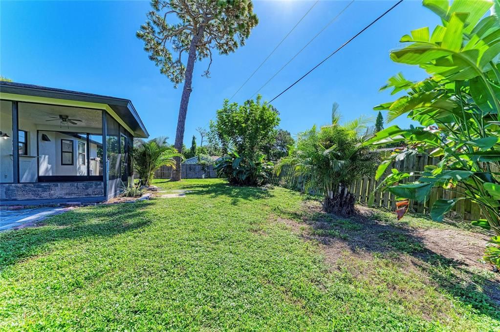 En Venta: $275,000 (2 camas, 2 baños, 948 Pies cuadrados)