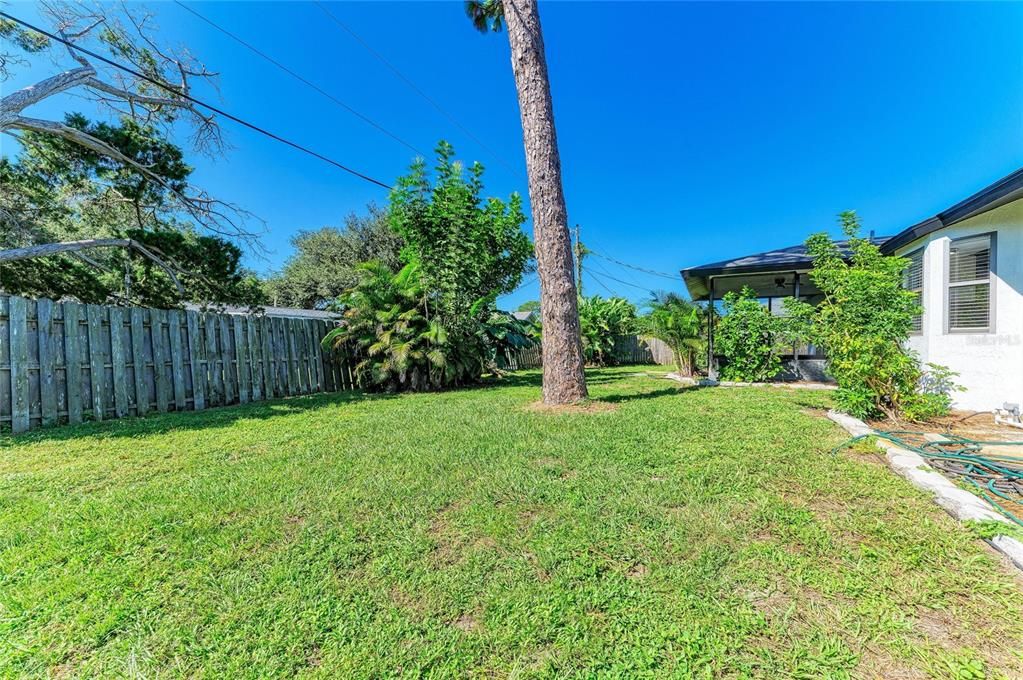 En Venta: $275,000 (2 camas, 2 baños, 948 Pies cuadrados)