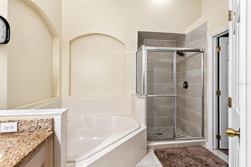 For Sale: $455,000 (4 beds, 2 baths, 2102 Square Feet)