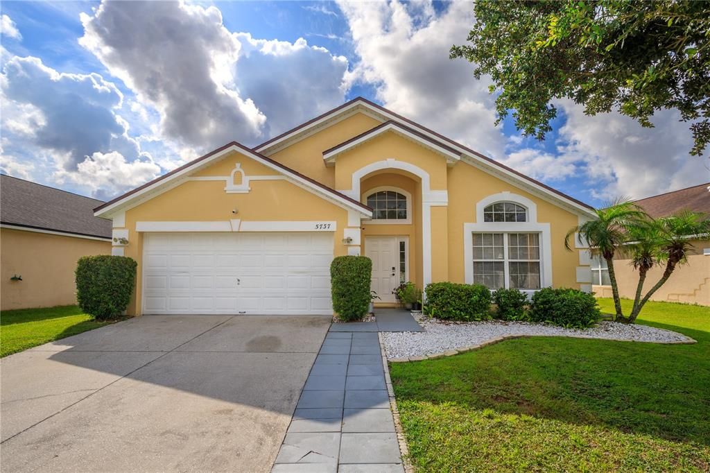 For Sale: $455,000 (4 beds, 2 baths, 2102 Square Feet)