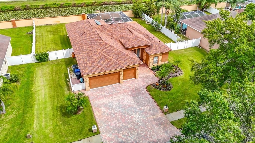 En Venta: $550,000 (4 camas, 3 baños, 2116 Pies cuadrados)