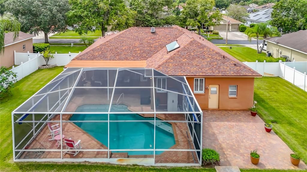 En Venta: $550,000 (4 camas, 3 baños, 2116 Pies cuadrados)