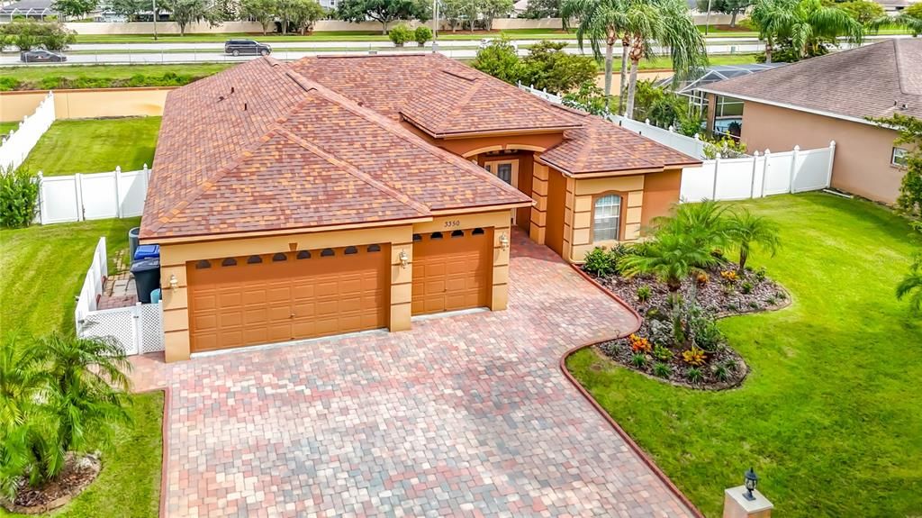 En Venta: $550,000 (4 camas, 3 baños, 2116 Pies cuadrados)