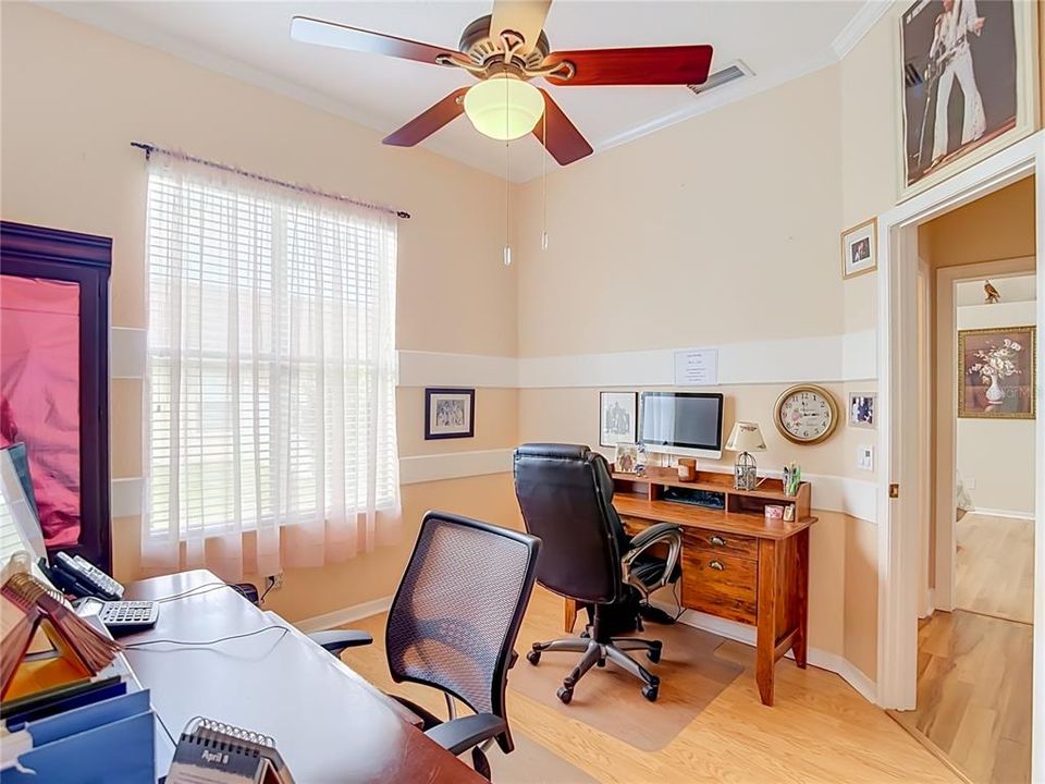 En Venta: $550,000 (4 camas, 3 baños, 2116 Pies cuadrados)