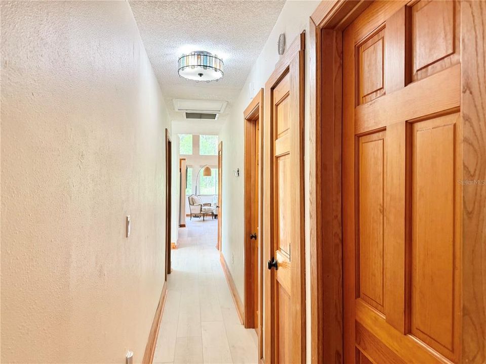 For Sale: $429,900 (3 beds, 2 baths, 1502 Square Feet)