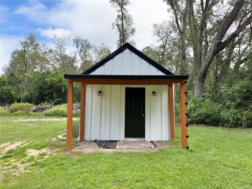 For Sale: $429,900 (3 beds, 2 baths, 1502 Square Feet)