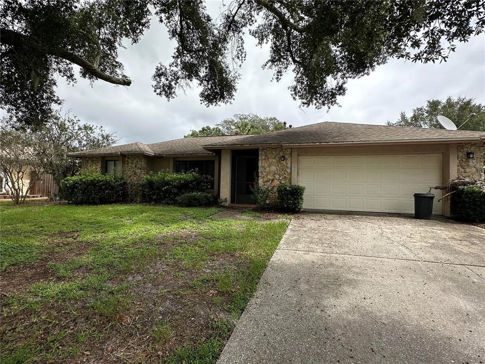 For Sale: $420,000 (3 beds, 2 baths, 1548 Square Feet)