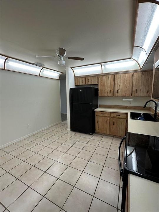 For Sale: $420,000 (3 beds, 2 baths, 1548 Square Feet)