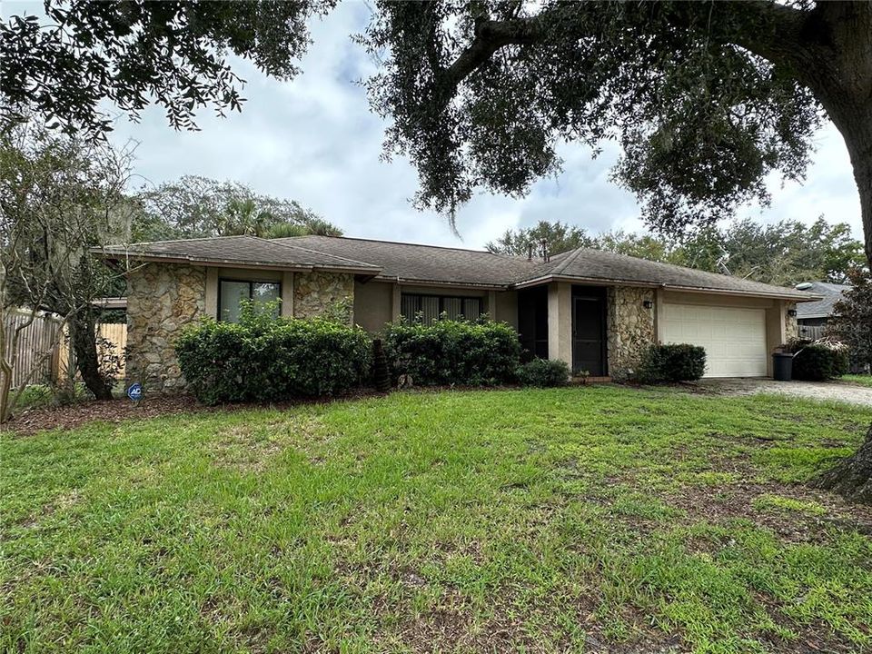 For Sale: $420,000 (3 beds, 2 baths, 1548 Square Feet)