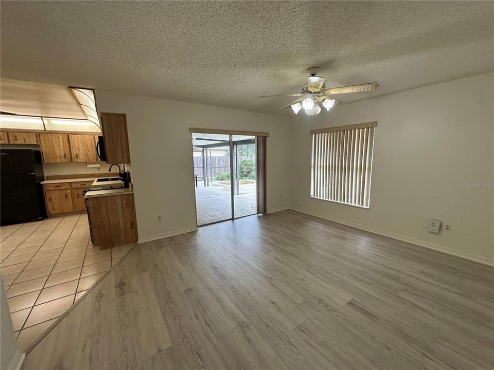 For Sale: $420,000 (3 beds, 2 baths, 1548 Square Feet)