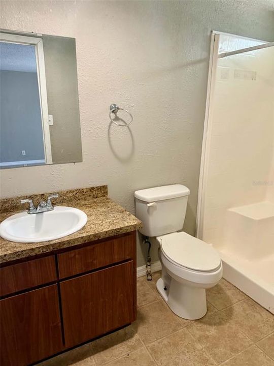 For Sale: $119,900 (2 beds, 2 baths, 960 Square Feet)