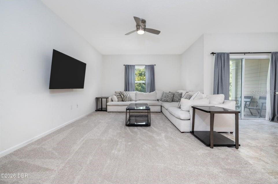 For Sale: $250,000 (3 beds, 2 baths, 1734 Square Feet)
