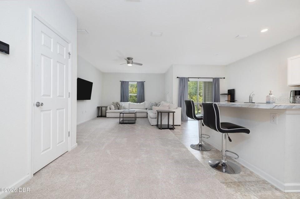 For Sale: $250,000 (3 beds, 2 baths, 1734 Square Feet)