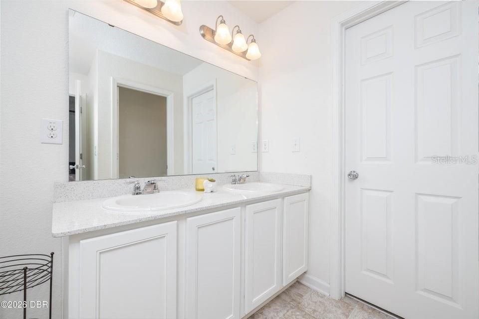 For Sale: $250,000 (3 beds, 2 baths, 1734 Square Feet)