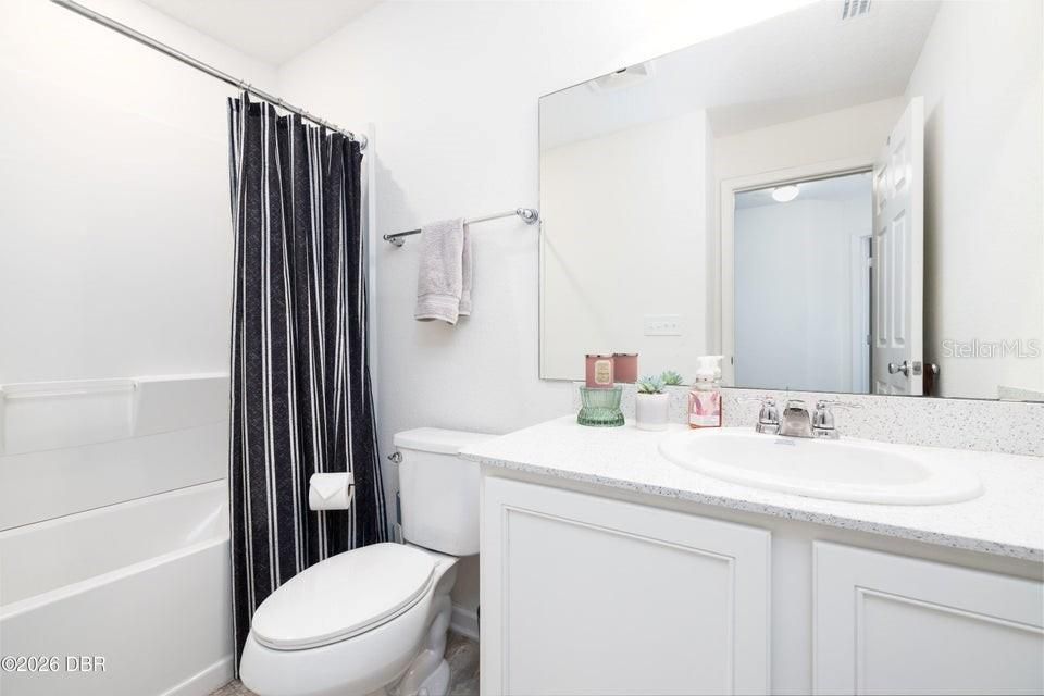 For Sale: $250,000 (3 beds, 2 baths, 1734 Square Feet)
