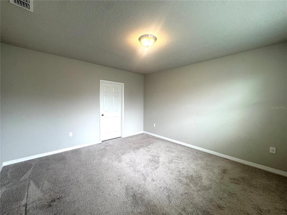 В аренду: $2,399 (4 спален, 3 ванн, 2170 Квадратных фут)