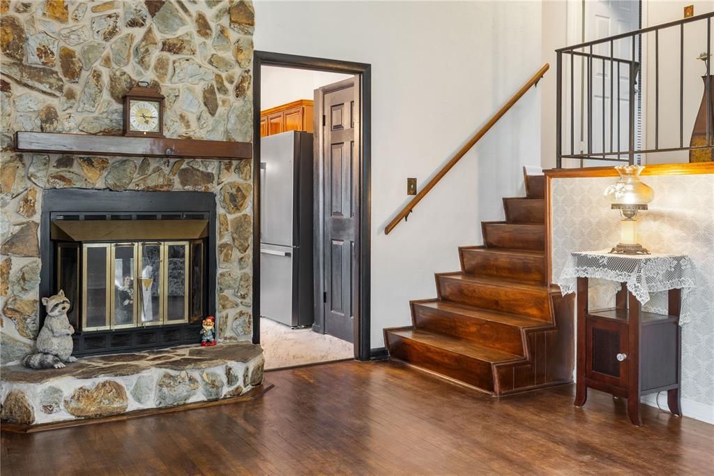 : $299,900 (3 camas, 2 baños, 1649 Pies cuadrados)