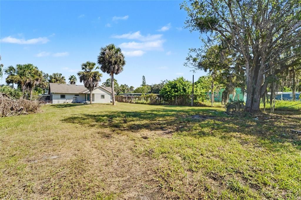 For Sale: $149,900 (4 beds, 2 baths, 1200 Square Feet)