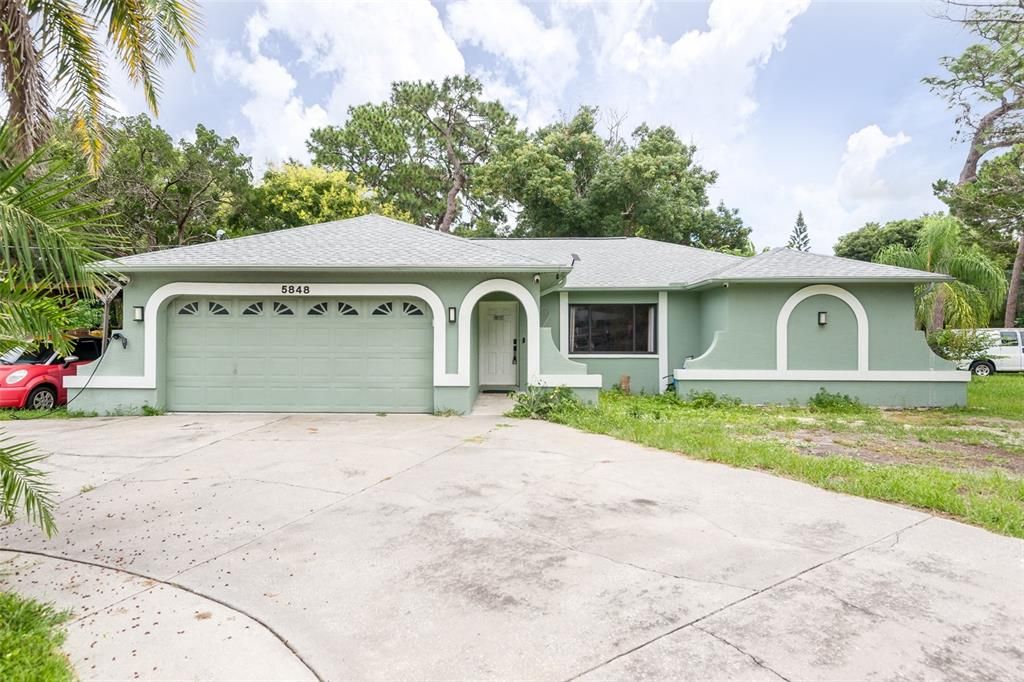 For Sale: $325,000 (3 beds, 2 baths, 1488 Square Feet)