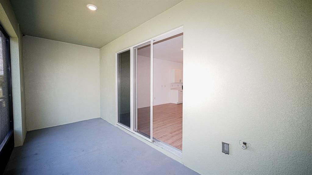 For Rent: $2,200 (3 beds, 2 baths, 1673 Square Feet)