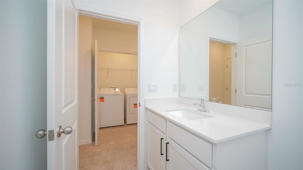 For Rent: $2,200 (3 beds, 2 baths, 1673 Square Feet)