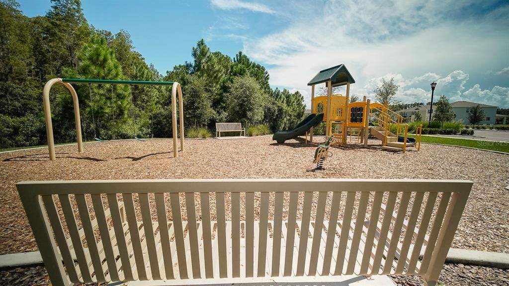For Rent: $2,200 (3 beds, 2 baths, 1673 Square Feet)