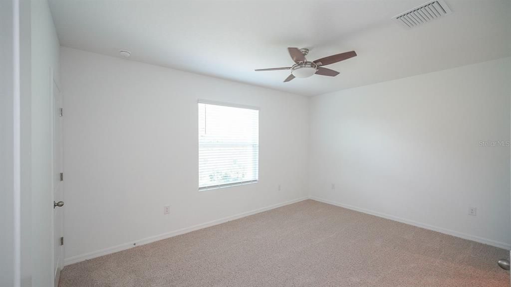 For Rent: $2,200 (3 beds, 2 baths, 1673 Square Feet)