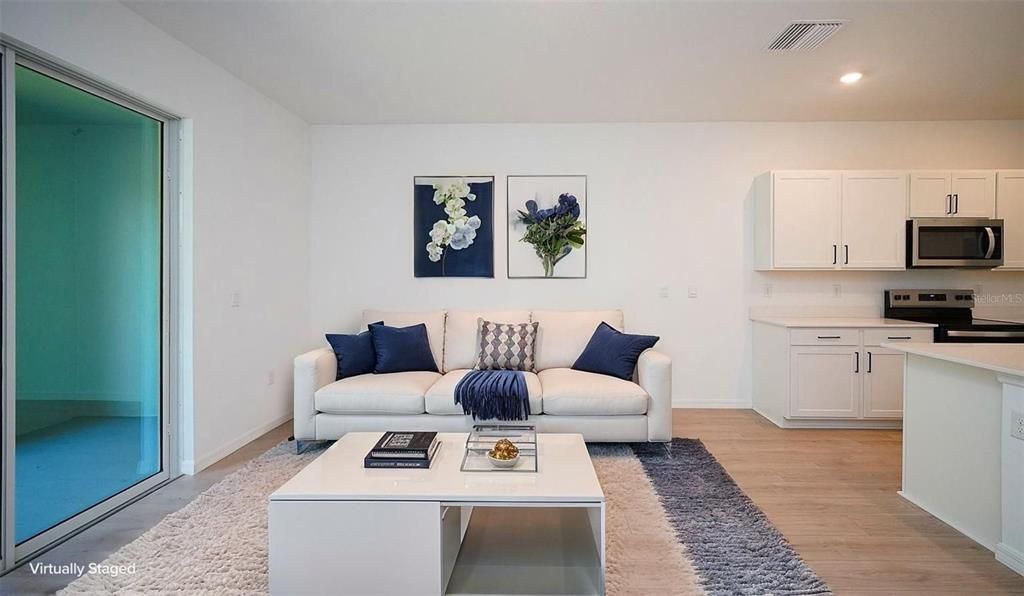 For Rent: $2,200 (3 beds, 2 baths, 1673 Square Feet)