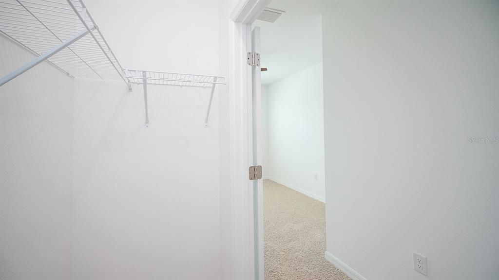 For Rent: $2,200 (3 beds, 2 baths, 1673 Square Feet)