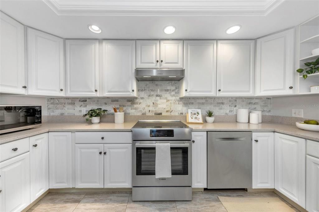 For Sale: $625,000 (2 beds, 2 baths, 1891 Square Feet)