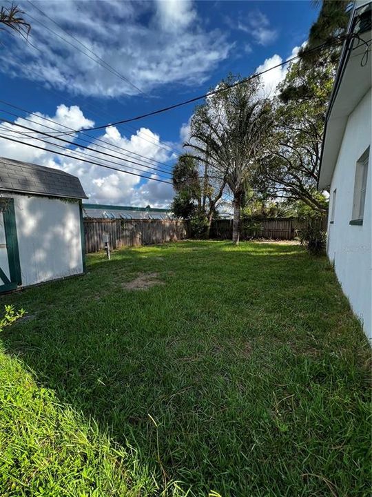 For Rent: $1,800 (2 beds, 1 baths, 750 Square Feet)