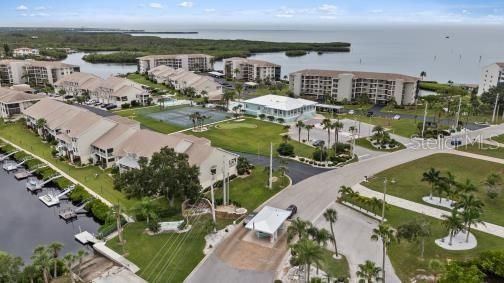 En Venta: $279,900 (2 camas, 2 baños, 1025 Pies cuadrados)