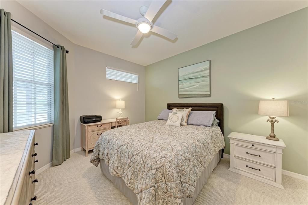For Sale: $315,000 (2 beds, 2 baths, 1674 Square Feet)