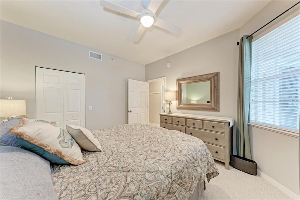 For Sale: $315,000 (2 beds, 2 baths, 1674 Square Feet)