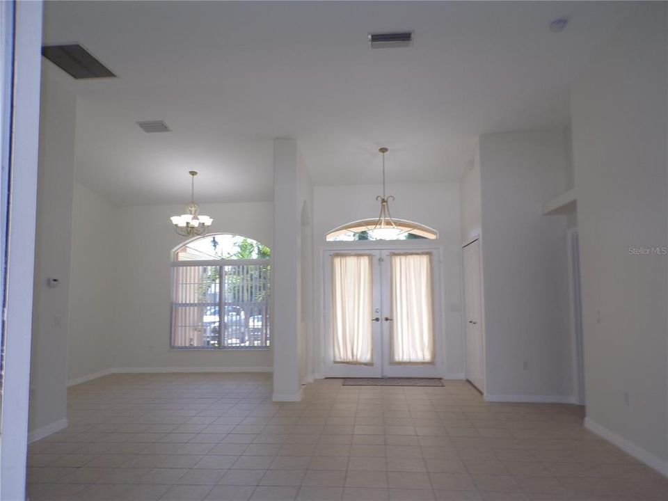 En Renta: $1,995 (3 camas, 2 baños, 1863 Pies cuadrados)