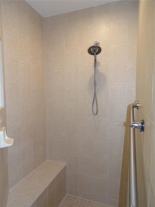En Renta: $1,995 (3 camas, 2 baños, 1863 Pies cuadrados)