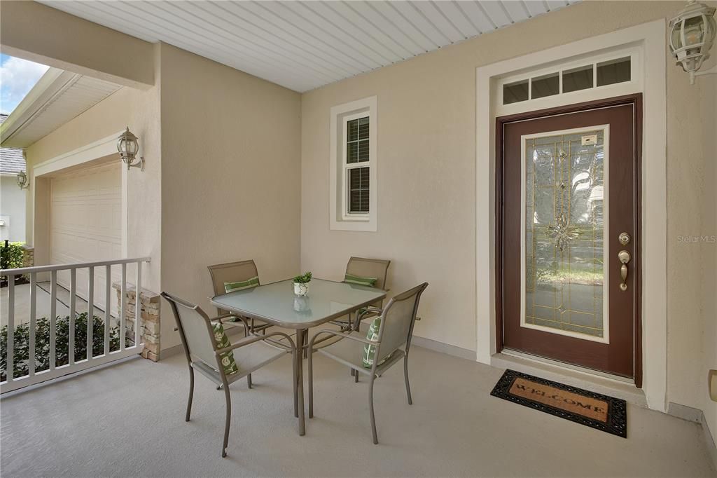 For Sale: $419,900 (3 beds, 2 baths, 2005 Square Feet)