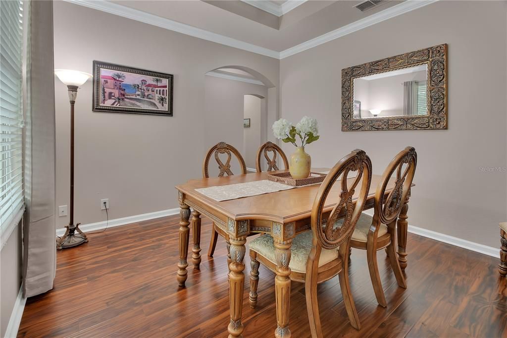 For Sale: $419,900 (3 beds, 2 baths, 2005 Square Feet)