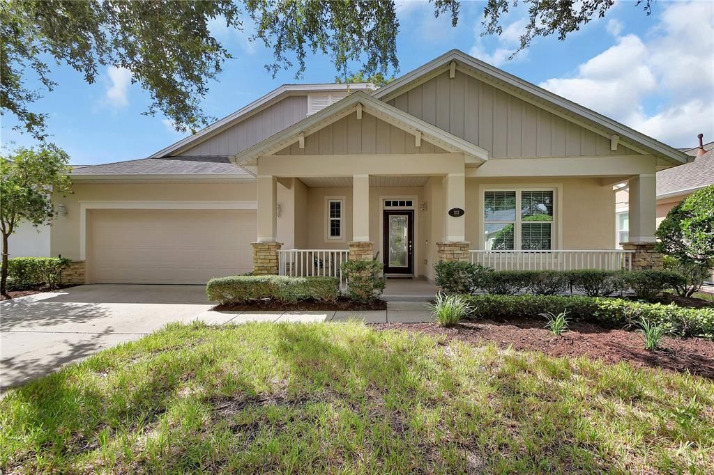 For Sale: $419,900 (3 beds, 2 baths, 2005 Square Feet)