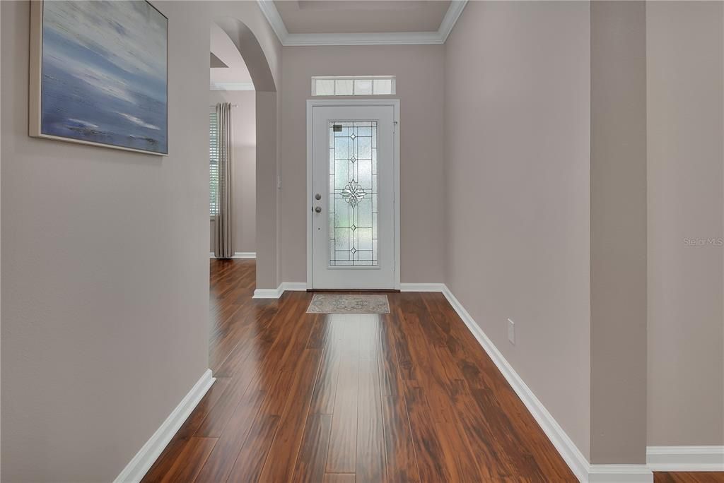 For Sale: $419,900 (3 beds, 2 baths, 2005 Square Feet)