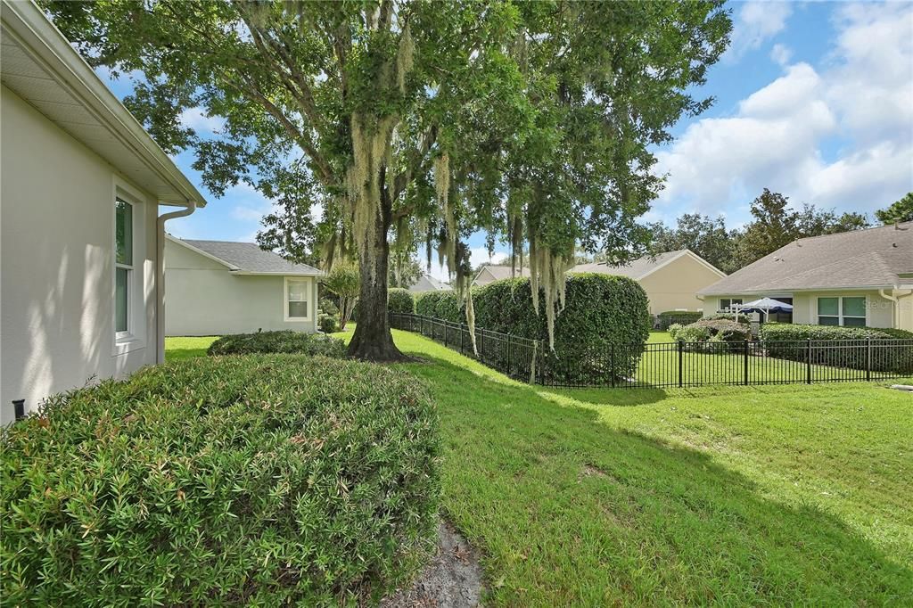 For Sale: $419,900 (3 beds, 2 baths, 2005 Square Feet)