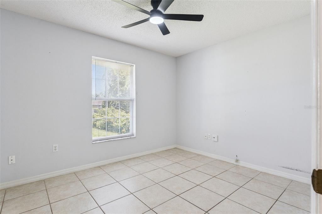 For Sale: $279,000 (3 beds, 2 baths, 1153 Square Feet)