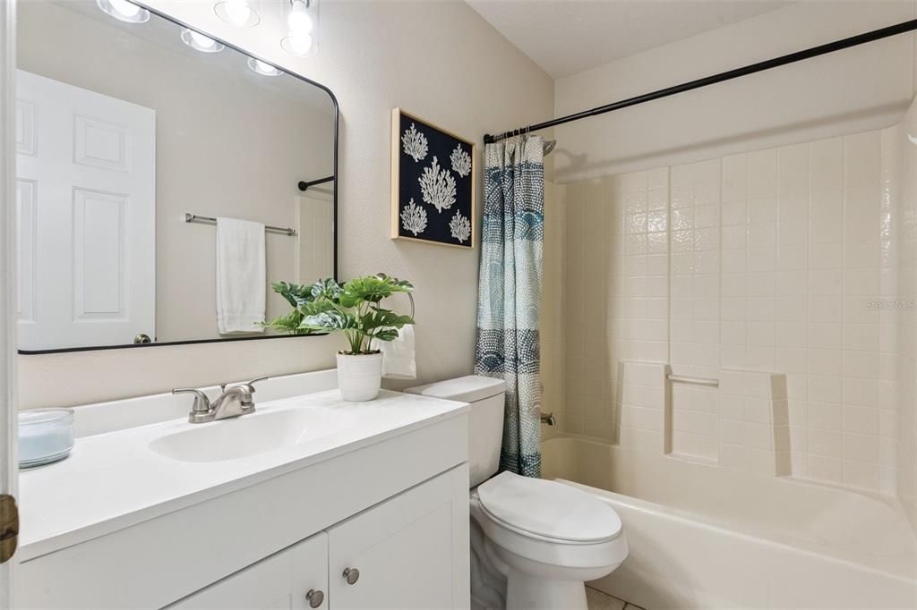 For Sale: $279,000 (3 beds, 2 baths, 1153 Square Feet)
